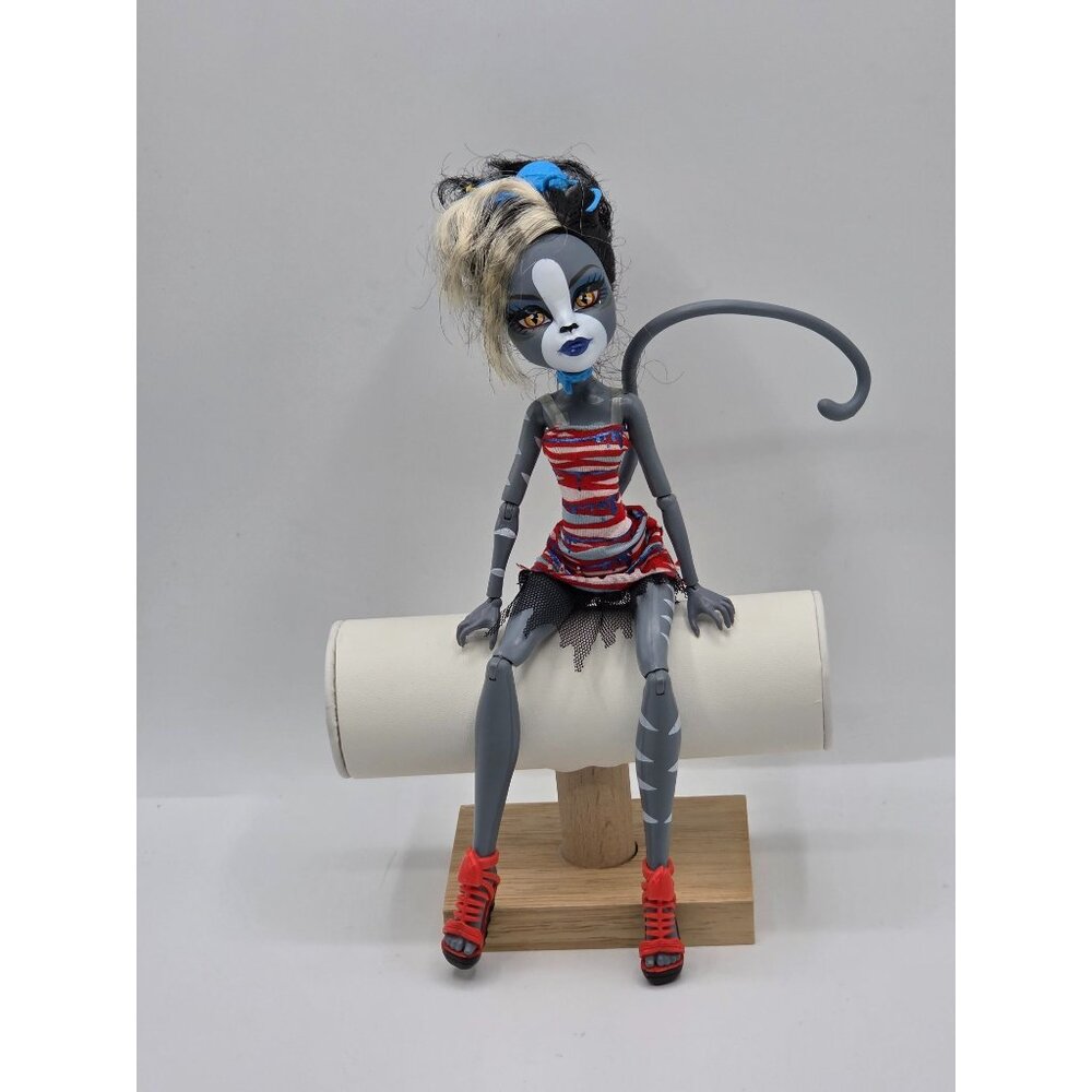 OG Mattel Monster High Werecat Purrsephone Doll 2011
